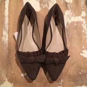 Mia Jeanette Flats